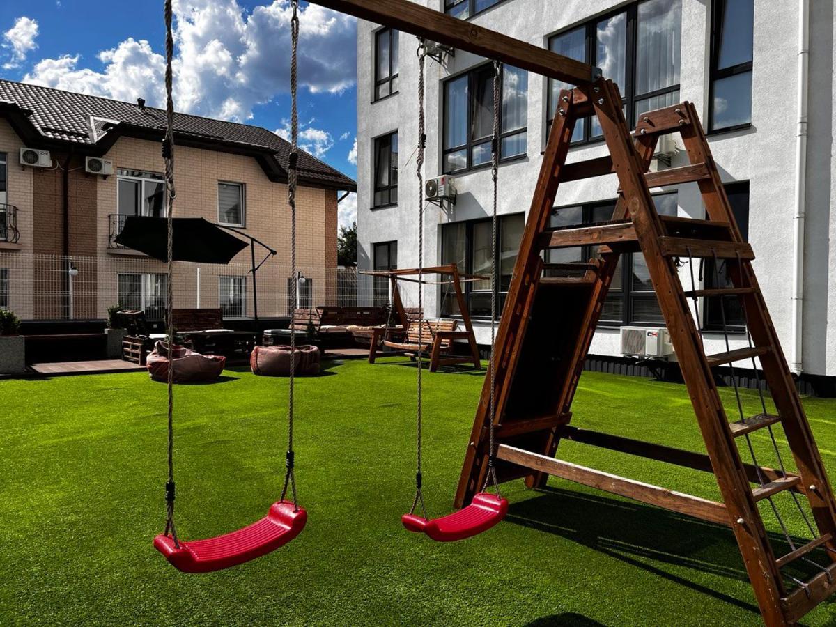 Nyvky Like Home - Studio - Apt 21 Kiew Exterior foto